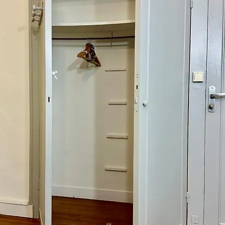 Le Bord De La Loire - Avec Salle De Bains Commune Apartman