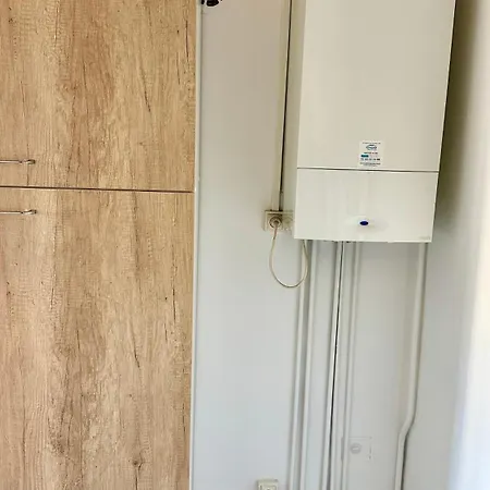 Le Bord De La Loire - Avec Salle De Bains Commune Appartamento