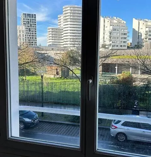 Lägenhet Le Bord De La Loire - Avec Salle De Bains Commune *