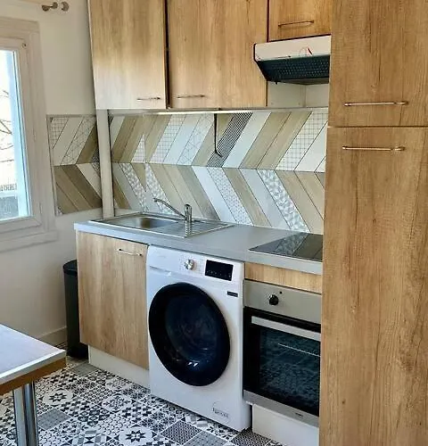 Le Bord De La Loire - Avec Salle De Bains Commune