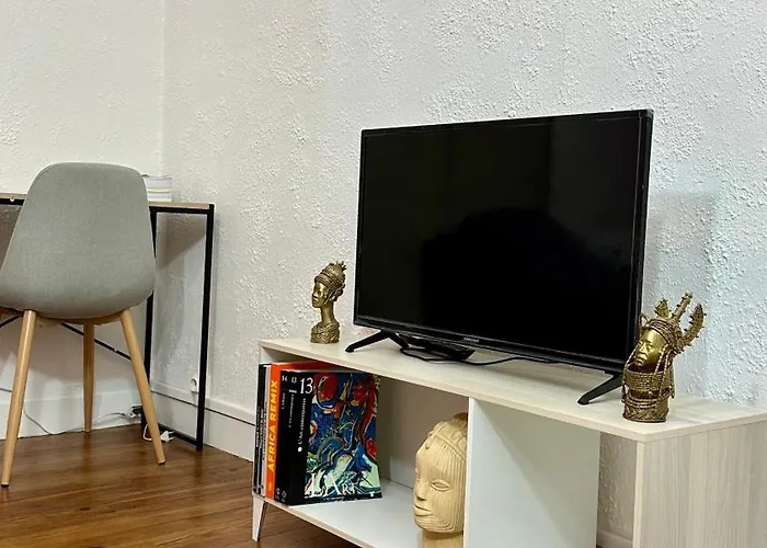 Lägenhet Le Bord De La Loire - Avec Salle De Bains Commune