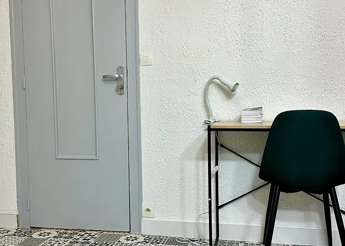 Le Bord De La Loire - Avec Salle De Bains Commune *