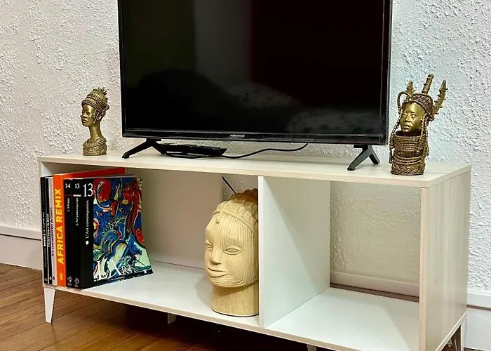 Le Bord De La Loire - Avec Salle De Bains Commune *